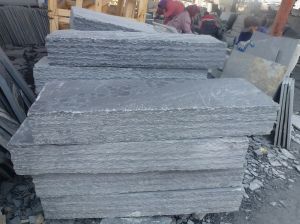 Chiseled edge slate steps 100x35x15cm