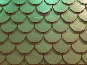 Fish scale shape roofig slate
